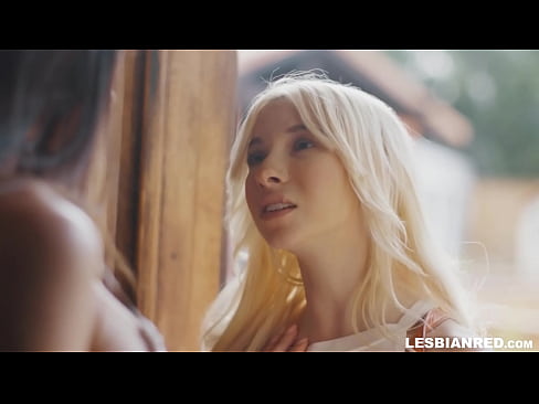 ❤️ Kız birkaç ay sonra eve gelir ve üvey annesinin amını yemeye başlar ️❌ Sikiş videosu tr.123sex.ru ❌
