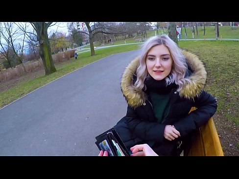 ❤️ Para için bir yabancının sıcak boşalmasını yutar - parkta Eva Elfie tarafından oral seks ️❌ Sikiş videosu tr.123sex.ru ❌